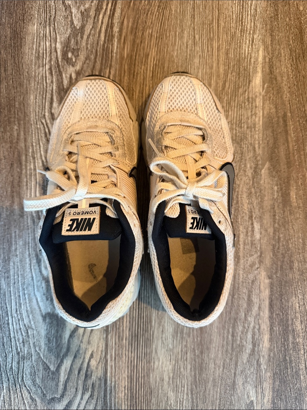 Nike Vomero 5Cream Mesh Sneakers with Black Accents